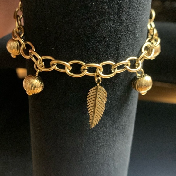 Gold-plated bracelet . - Picture 1 of 3